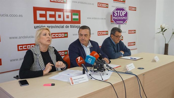 Archivo - La secretaria de Empleo y Formación de CCOO de Málaga, María José Prados, en una rueda de prensa.