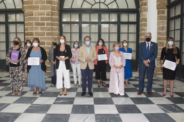 Archivo - Premiadas en el concurso de Buenas Prácticas en Feminismo Rural de la Diputación de Cádiz en 2021