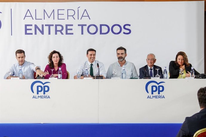 Junta directiva provincial del PP.