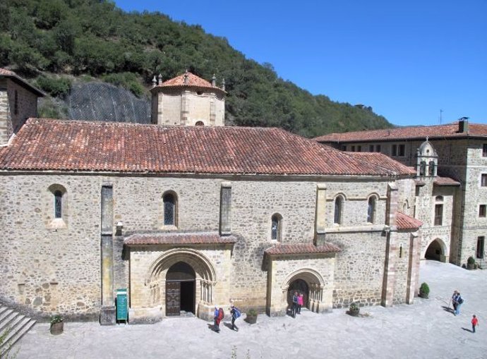 Archivo -    El Monasterio de Santo Toribio de Liébana 