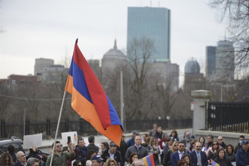 Archivo - Imagen de archivo de una protesta por la situación en Nagorno Karabaj. 