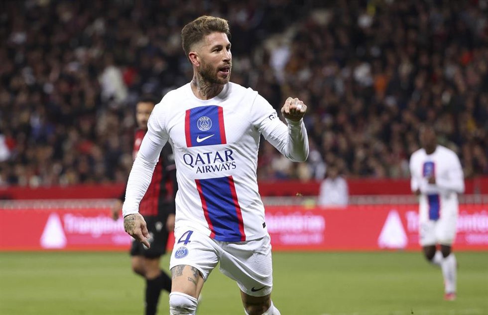 Archivo - Sergio Ramos celebra un gol con el PSG