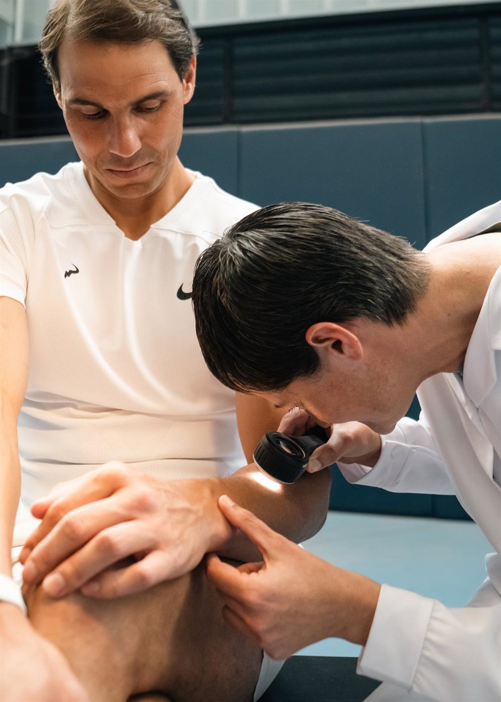 Archivo - Rafa Nadal, protagonista de la campaña 'Objetivo Cero Melanoma 2023' de Cantabria Labs.