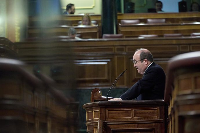 Archivo - El ministre de Cultura i Esport, Mique Iceta