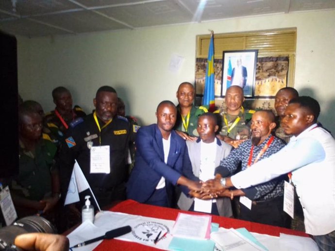 Los líderes de las milicias de Ituri firman el alto el fuego en República Democrática del Congo