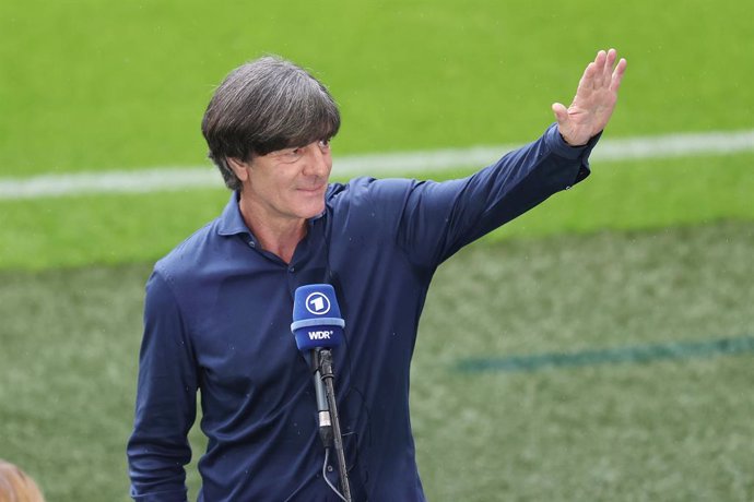 Archivo - Coach Joachim Low of Germany before the UEFA Euro 2020, round of 16 football match between England and Germany on June 29, 2021 at Wembley stadium in London, England - Photo Jurgen Fromme / firo Sportphoto / DPPI