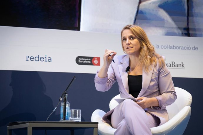 La consellera d'Economia de la Generalitat, Natlia Mas