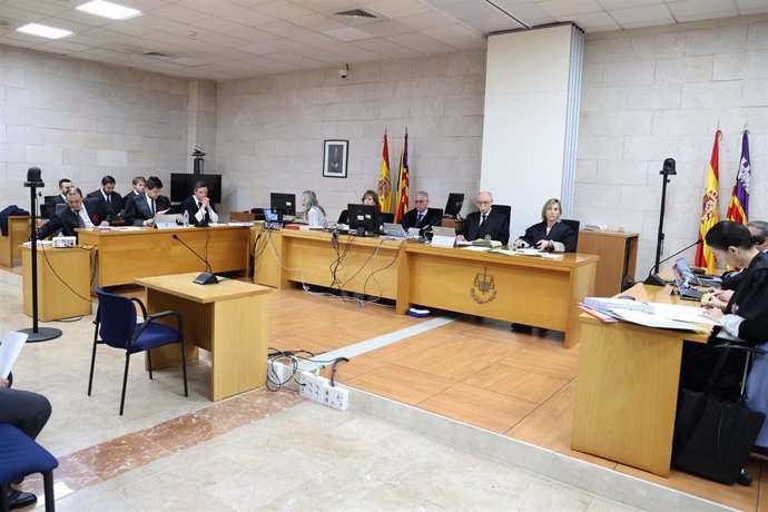 Magistrados durante el juicio del juez Manuel Penalva y el fiscal Miguel Ángel Subirán en los juzgados de Sa Gerreria de Palma, a 5 de junio de 2023, en Palma de Mallorca, Mallorca, Baleares (España). 