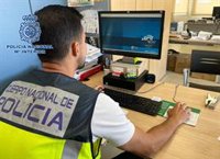 Detenido el dueño de un supermercado de Écija (Sevilla) por tener alimentos "en descomposición y "con insectos"