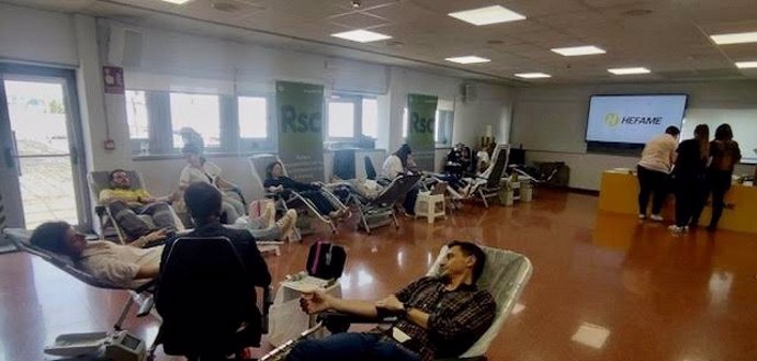 Los empleados de Hefame participan en la campaña de donación de sangre que la cooperativa organiza en colaboración con el Centro Regional de Hemodonación de la Región de Murcia