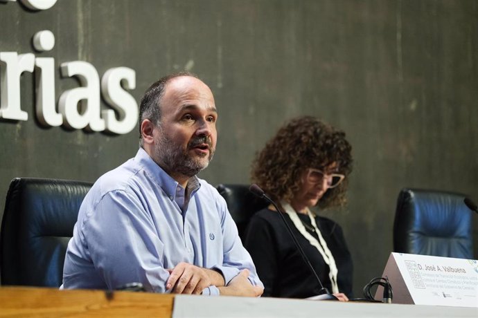 El consejero de Transición Ecológica, Lucha contra el Cambio Climático y Planificación Territorial del Gobierno de Canarias, José Antonio Valbuena