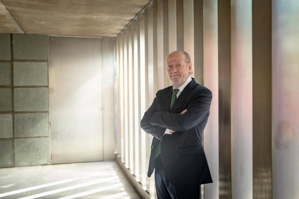 Archivo - El presidente de la Diputación de Sevilla, Fernando Rodríguez Villalobos.