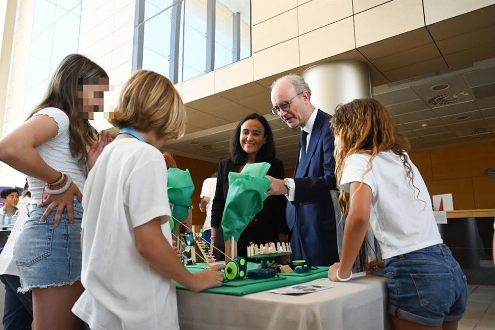 Alumnos de Baleares participando en la VIII edición RetoTech de la Fundación Endesa