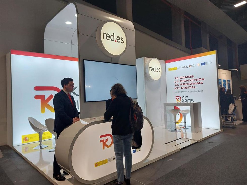 Archivo - Stand de Red.Es