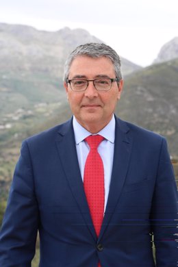 Archivo - El presidente en funciones de la Diputación de Málaga y de Turismo Costa del Sol, Francisco Salado.
