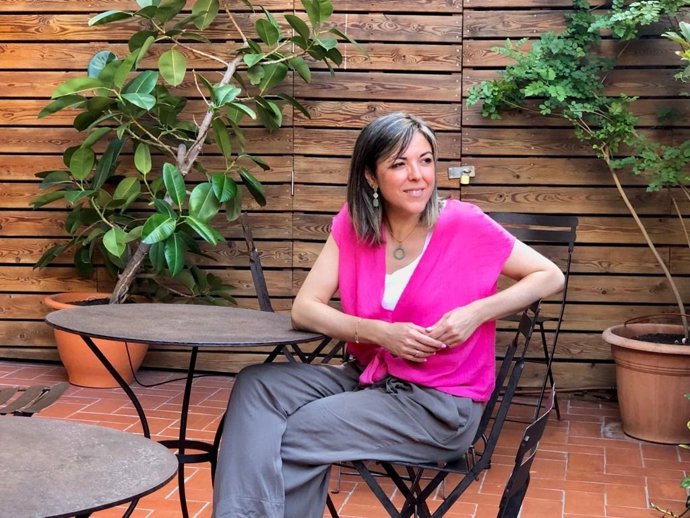 La escritora Snia Casas, Premi Nstor Luján de novela histórica con 'Retorn als orígens'