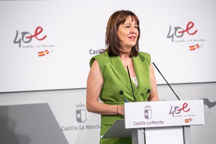 La consejera de Igualdad y portavoz del Gobierno regional, Blanca Fernández, comparece en rueda de prensa para informar sobre los acuerdos del Consejo de Gobierno