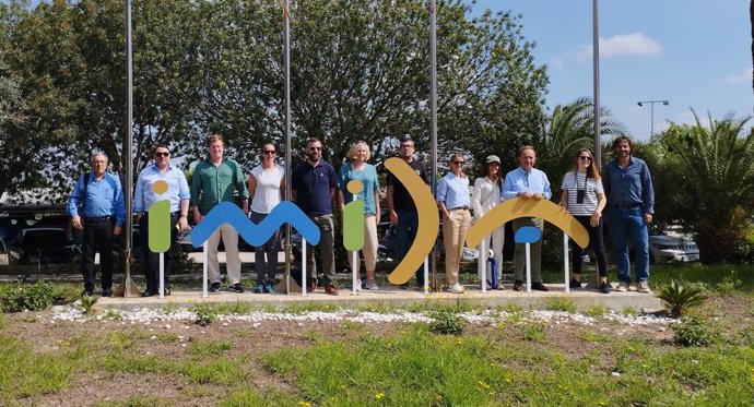 Una delegación compuesta por una decena de empresas noruegas visita el Instituto Murciano de Investigación y Desarrollo Agrario y Medioambiental (Imida), dependiente de la Consejería de Agua, Agricultura, Ganadería y Pesca