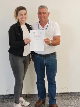 Lorena Rodríguez y José Ángel Sánchez muestran en acuerdo para formar gobierno en la Villa de Garafía