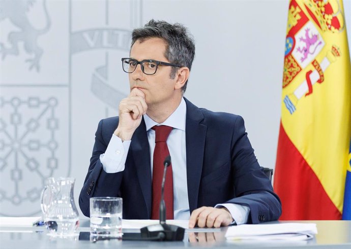 El ministro de la Presidencia, Relaciones con las Cortes y Memoria Democrática, Félix Bolaños, en la rueda de prensa posterior al Consejo de Ministros