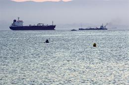 Archivo - Tráfico marítimo en el Estrecho de Gibraltar (Foto de archivo).