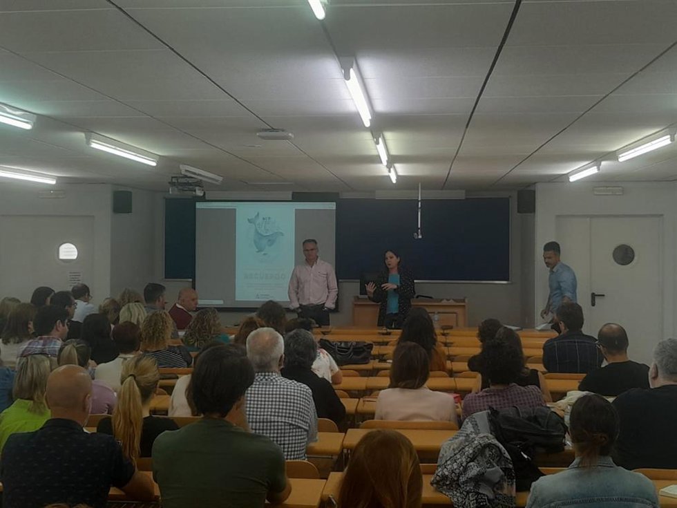 Sanitarios y educadores del Campo de Gibraltar promueven un programa de gestión emocional en adolescentes