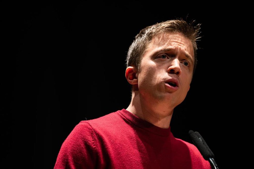 La candidata a la presidencia de la Comunidad, Mónica García, junto al líder de Más País, Iñigo Errejón