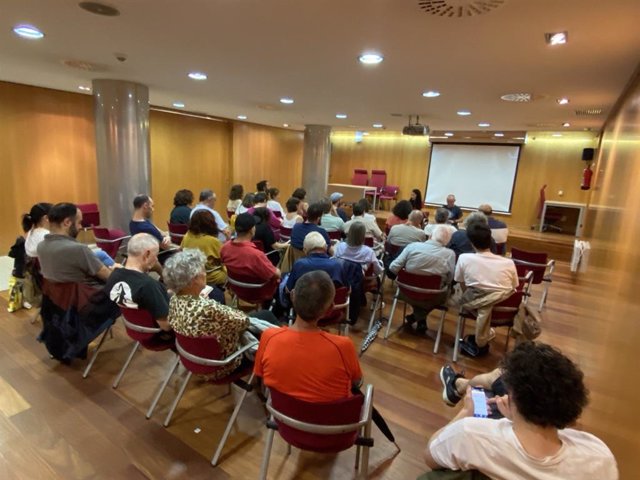 28M.- Compostela Aberta Mandata A Su Coordinadora Para Negociar Un Gobierno Con El BNG, Sin Predeterminar Un Acuerdo