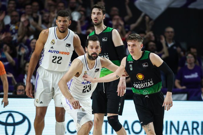 Walter Samuel Tavares da Veiga and Sergio Llull Melia of Real Madrid and Ante Tomic and Kyle Guy of Joventut Badalona in action during Semifinals of Liga Endesa basketball match between Real Madrid and Joventut Badalona at Wizink Center on June 06, 2023