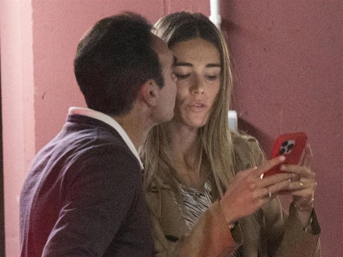 Enrique Ponce y Ana Soria, de lo más cariñosos