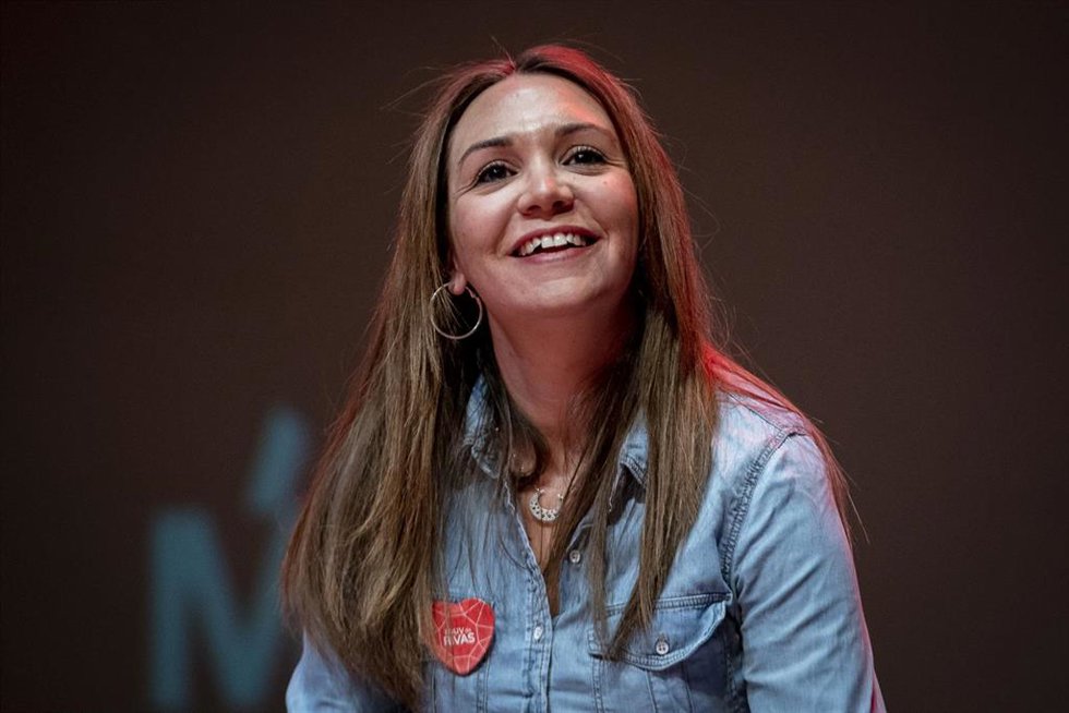 La candidata a la Alcaldía de Rivas-Vaciamadrid por IU - Más Madrid - Verdes Equo, Aída Castillejo, interviene durante un acto de campaña de Más Madrid en el Auditorio Pilar Bardem, a 15 de mayo de 2023, en Rivas-Vaciamadrid, Madrid (España). 