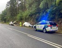 Herido un hombre tras salirse de la vía con su Pick-up en A Pontenova (Lugo)