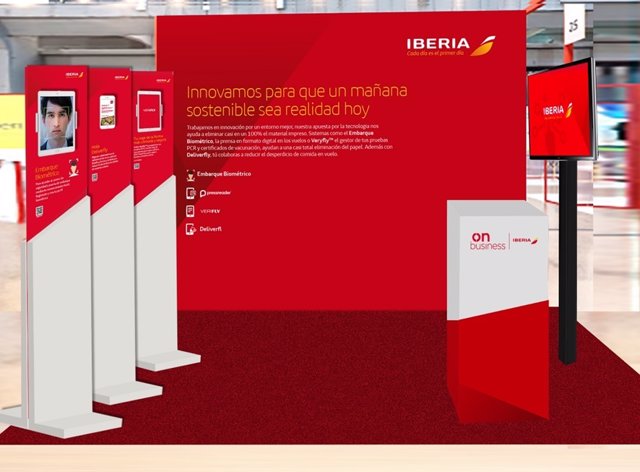 Archivo - Stand de Iberia en South Summit.