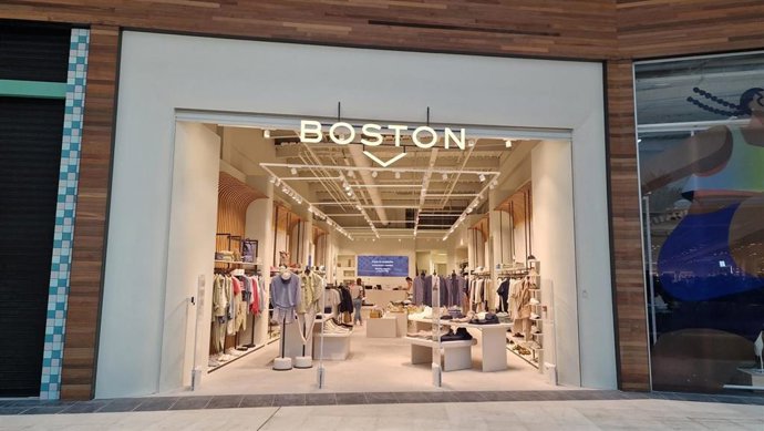 Nueva tienda de Boston en el centro comercial Garbera de San Sebastián