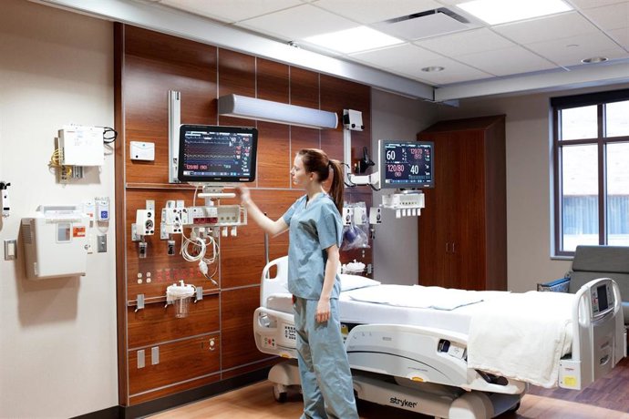 COMUNICADO: La UCI del Hospital Virgen de la Victoria ofrece un manejo integral del paciente