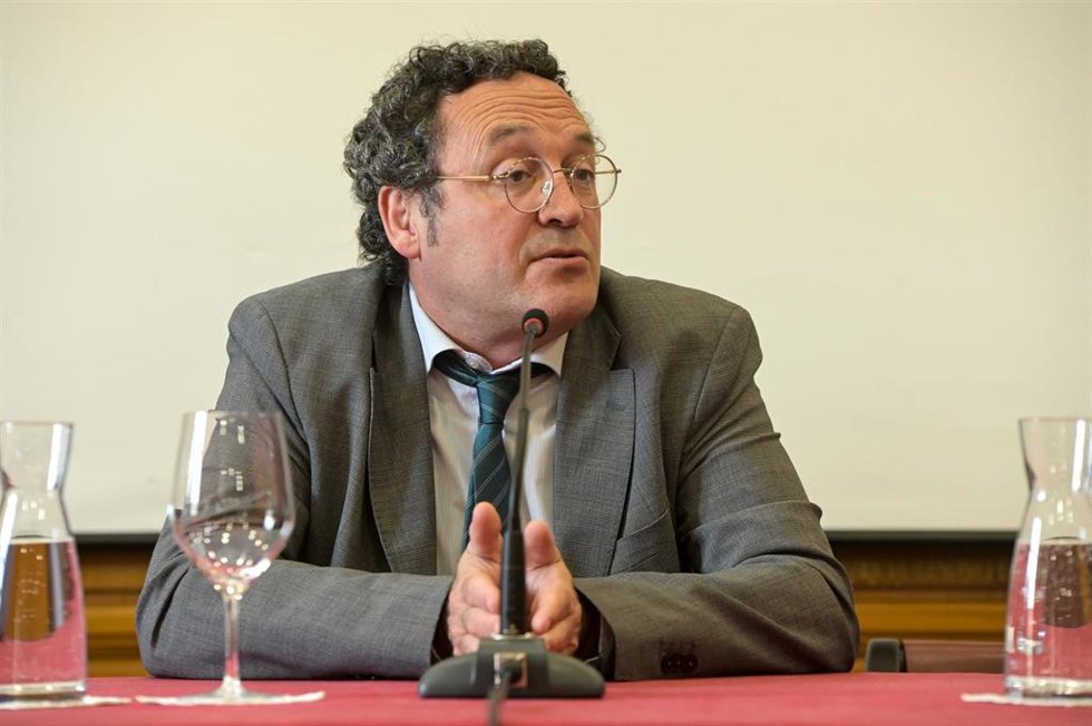 El fiscal general del Estado, Álvaro García Ortiz, interviene durante una reunión sobre diligencias de investigación con fiscales de toda España, en el pazo de Mariñán.