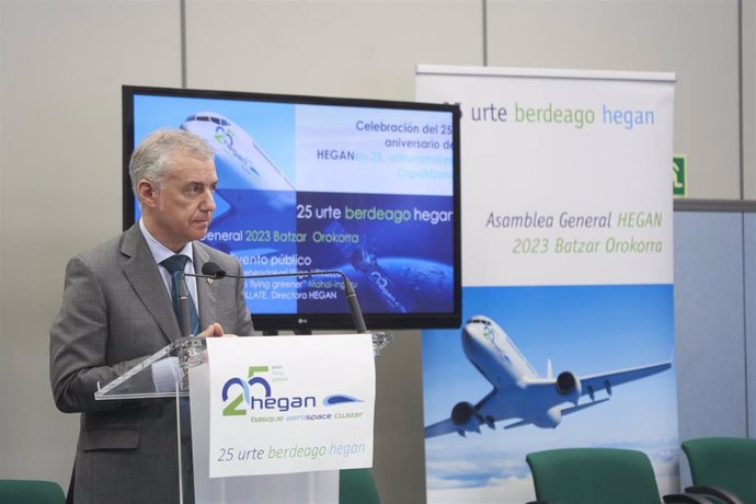 El lehendakari durante su intervención en el 25 Aniversario del Cluster de Aeronáutica y Espacio del País Vasco
