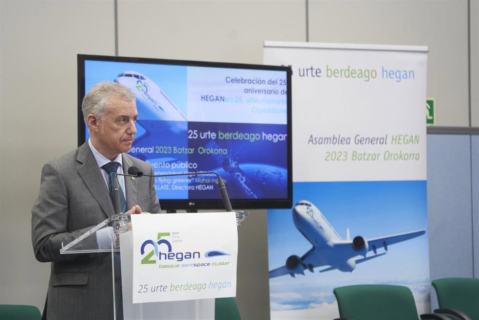 El lehendakari durante su intervención en el 25 Aniversario del Cluster de Aeronáutica y Espacio del País Vasco