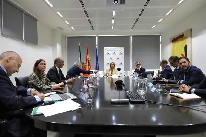 Np Primera Reunión Del Consejo Rector De La Agencia Trade