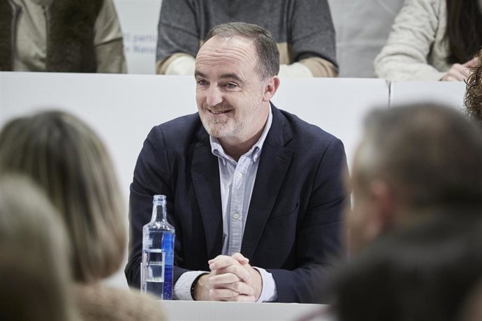 Archivo - El presidente de UPN, Javier Esparza, en una reunión del Consejo Político de Unión del Pueblo Navarro, en el Hotel Iruña Park, a 17 de diciembre de 2022, en Pamplona, Navarra (España).