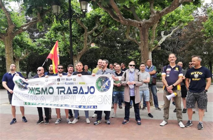 Policías nacionales y guardias civiles critican su "precariedad" frente a otros cuerpos y exigen "equiparación"
