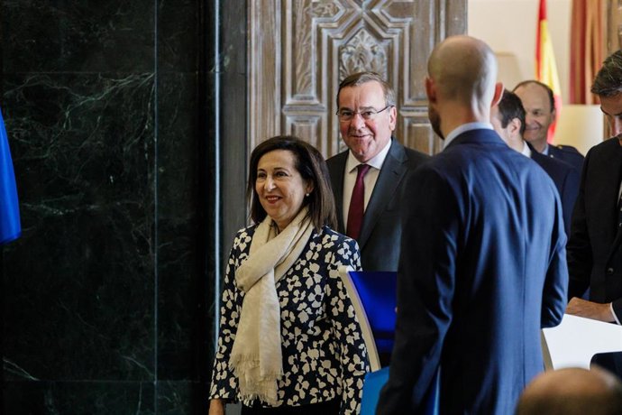 Archivo - La ministra de Defensa, Margarita Robles