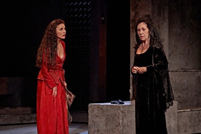 Antonio Buero Vallejo escribió esta obra en 1970 inspirándose en el grabado de Goya 'El sueño de la razón produce monstruos'.