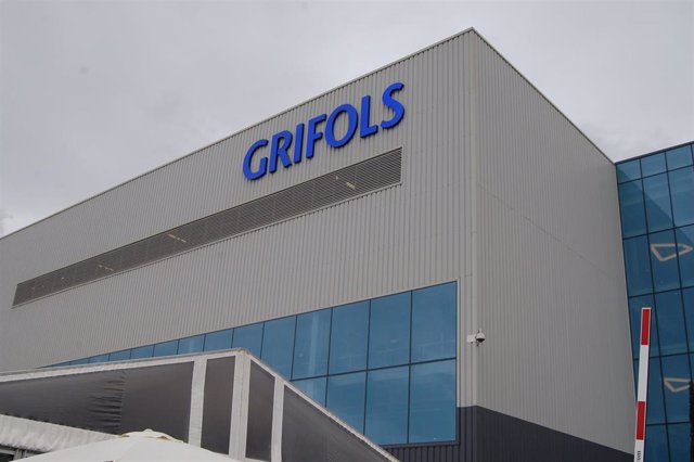 Archivo - Fábrica de Grifols en Parets del Vallès (Barcelona)