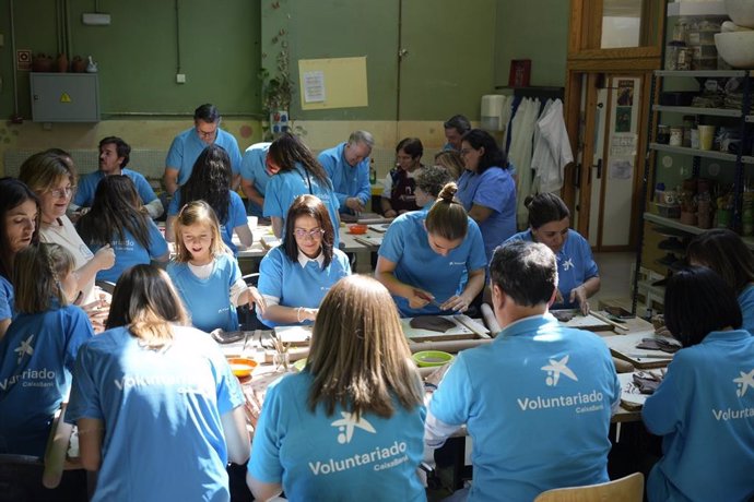 Voluntaris del 'Mes Social' de CaixaBank