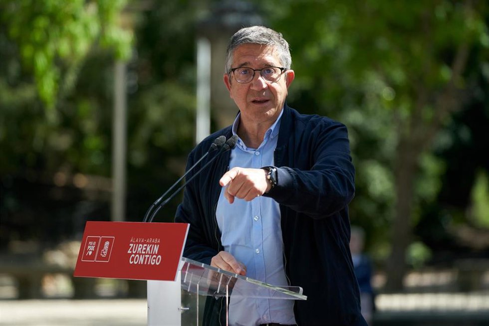 Archivo - El portavoz del PSOE en el Congreso Patxi López.