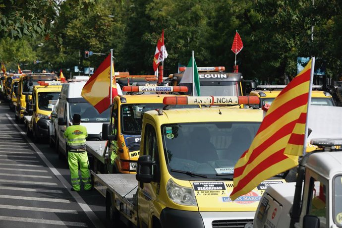 Archivo - Autoclub Mutua la aseguradora mejor valorada por la Alianza Nacional de Auxilio en Carretera. 