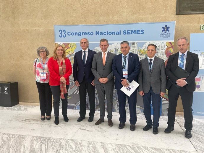 El ministro de Sanidad, José Miñones, participa en la inauguración del 33 Congreso Nacional de la Sociedad Española de Medicina de Urgencias y Emergencias (SEMES).