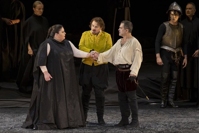 Representació d''Ernani' al Palau de les Arts de Valncia.