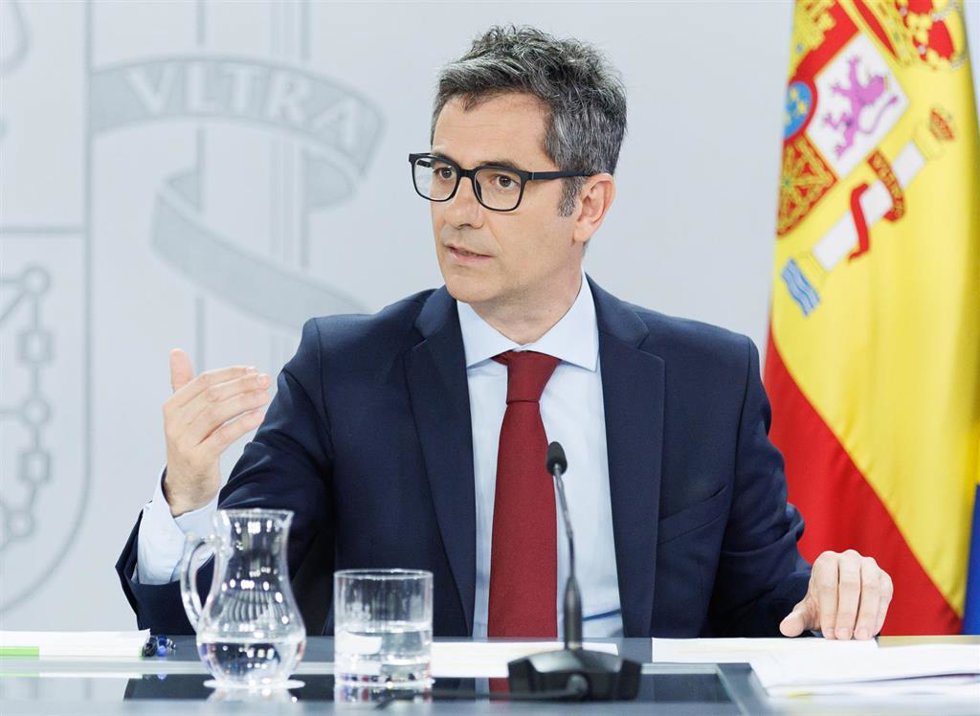 El ministro de la Presidencia, Relaciones con las Cortes y Memoria Democrática, Félix Bolaños, durante una rueda de prensa posterior a la reunión del Consejo de Ministros, en el Palacio de La Moncloa, a 6 de junio de 2023.